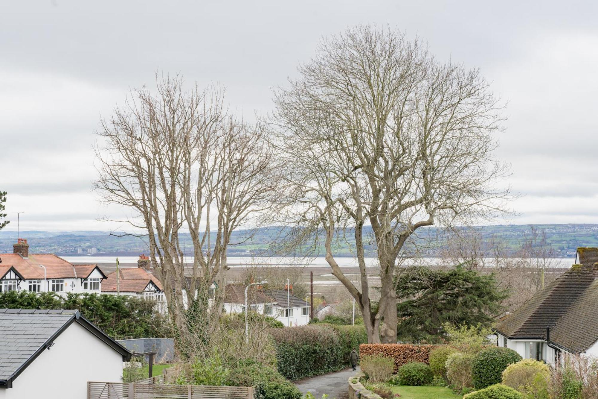 Beautifully Done 5 Bed Barn Conversion In Heswall - Sleeps Up To 10 Экстерьер фото