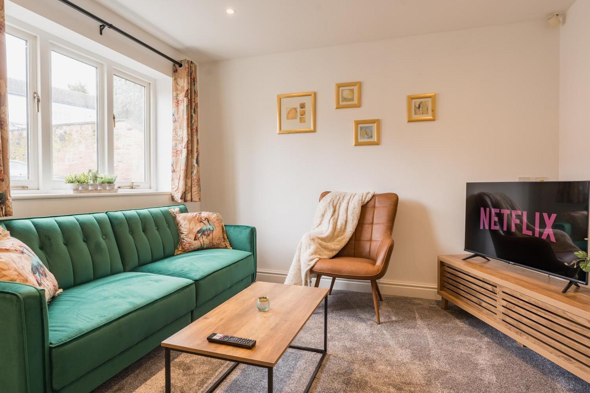 Beautifully Done 5 Bed Barn Conversion In Heswall - Sleeps Up To 10 Экстерьер фото