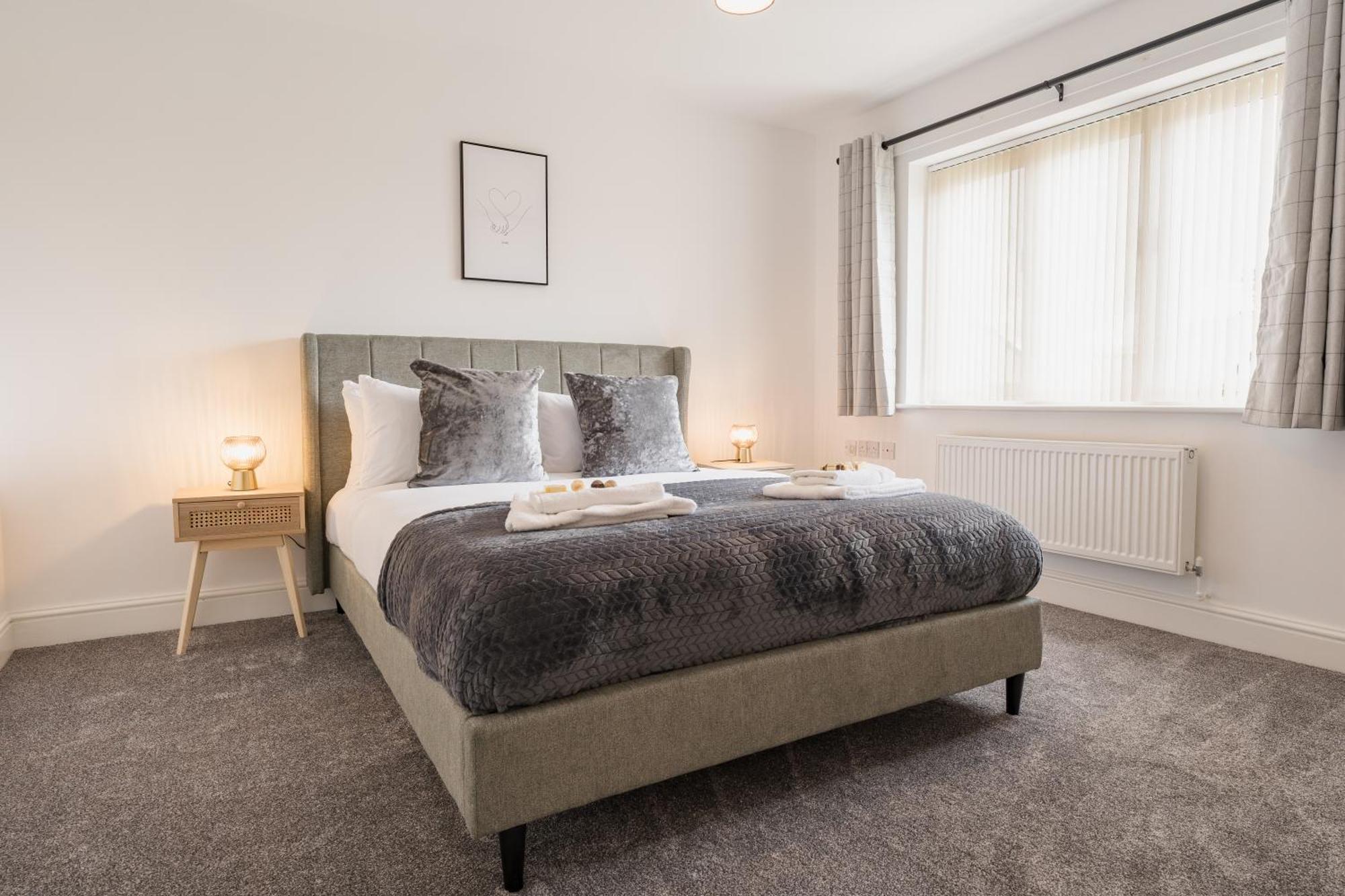 Beautifully Done 5 Bed Barn Conversion In Heswall - Sleeps Up To 10 Экстерьер фото